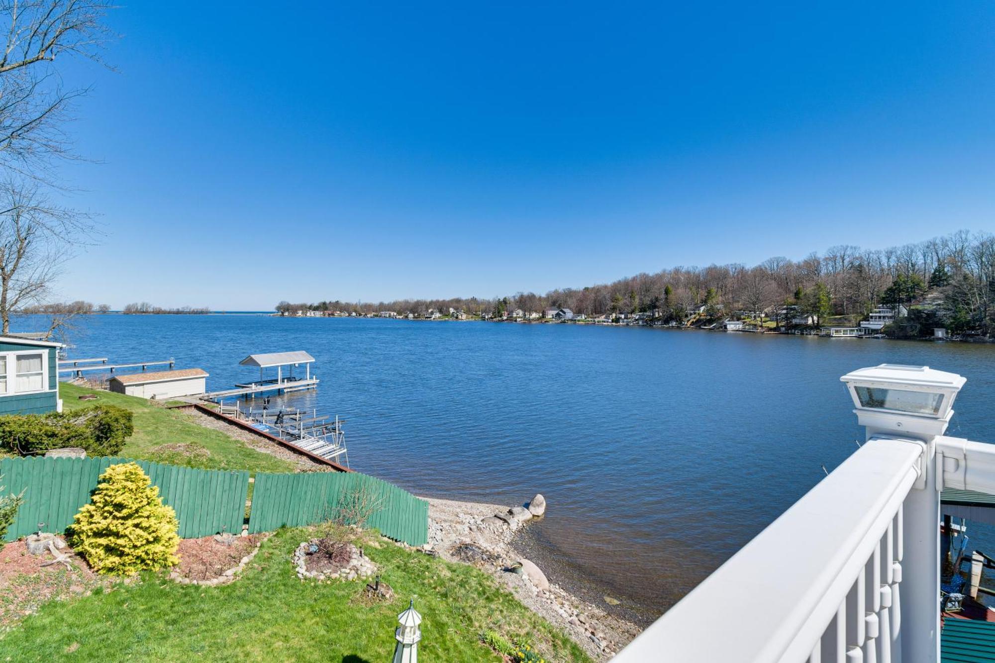 Waterfront Wolcott Vacation Rental With Deck And Views Kültér fotó
