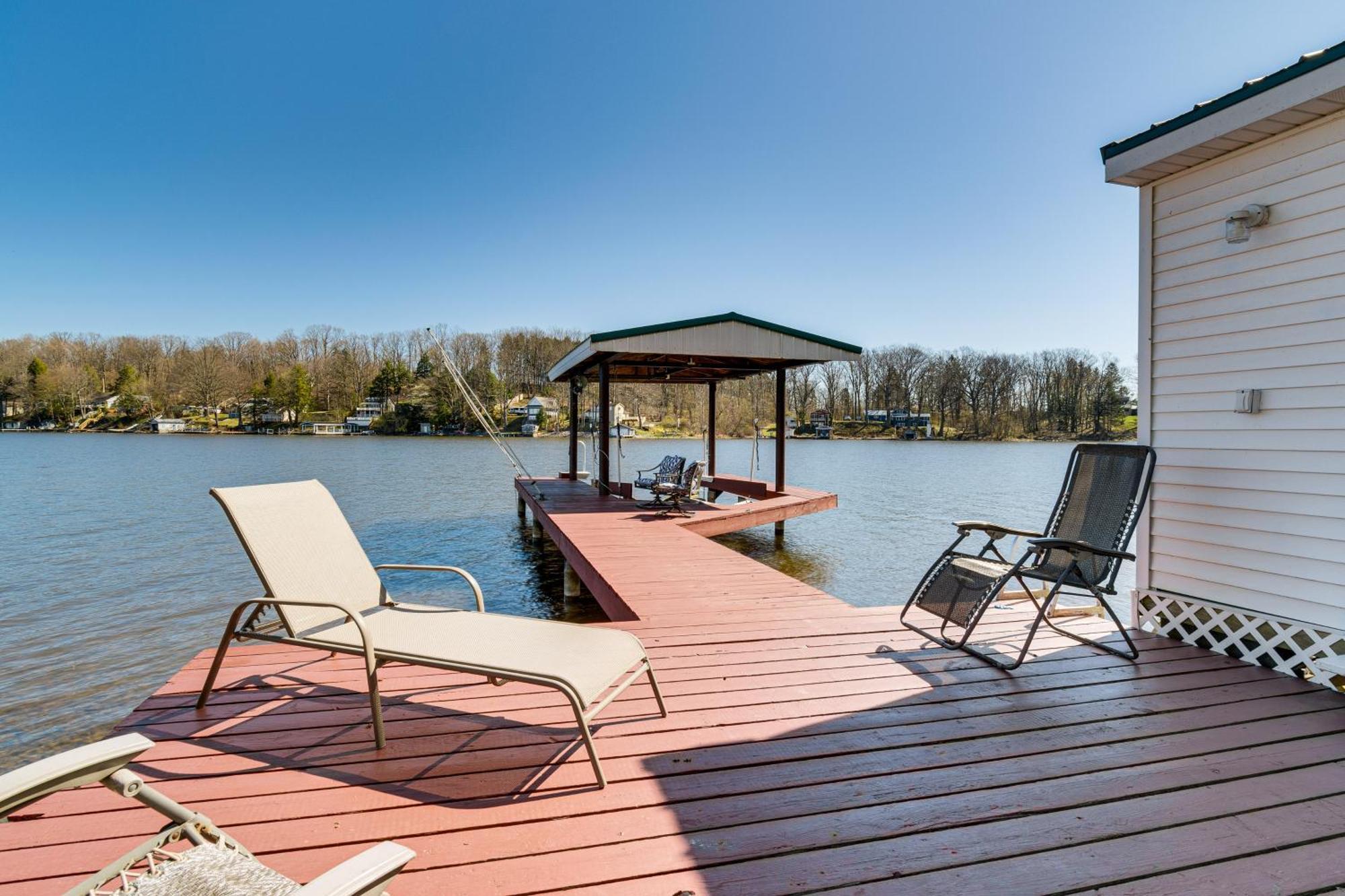 Waterfront Wolcott Vacation Rental With Deck And Views Kültér fotó